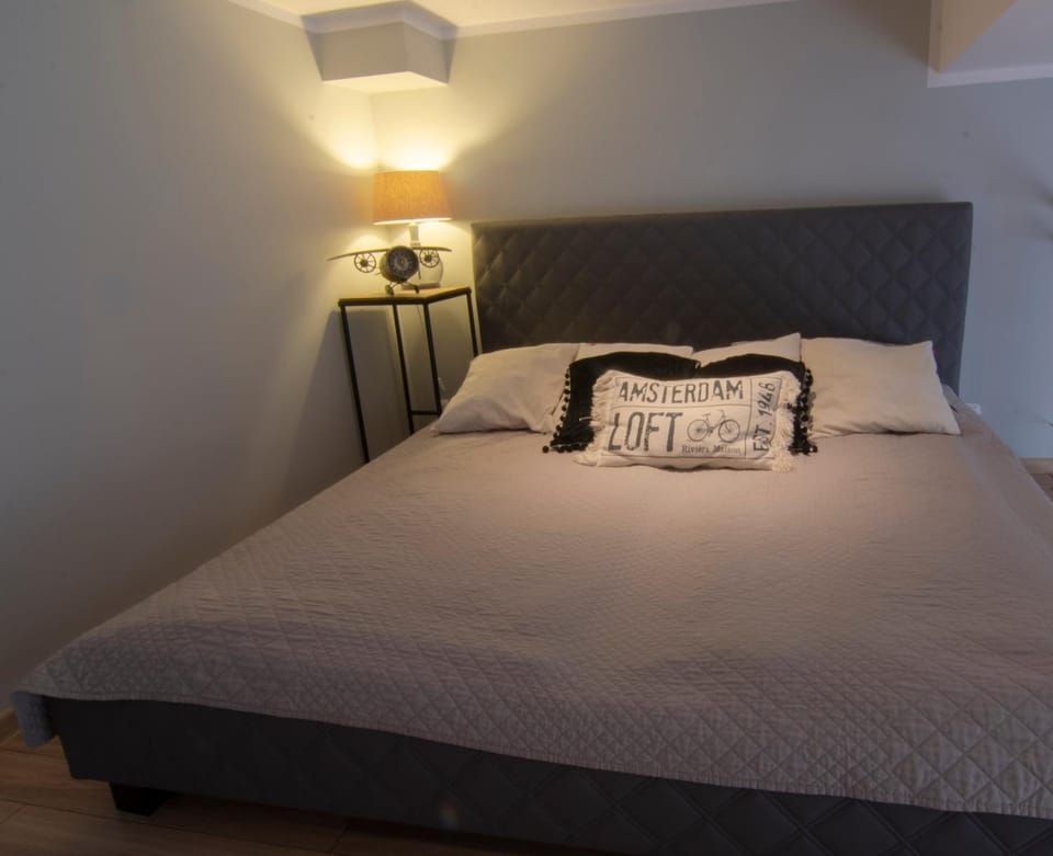 HolidayHomePL LOFT z antresolą i balkonem przy plaży Apartment in Miedzyzdroje