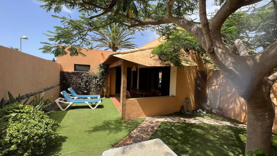 Villa Orquidea House in Maxorata