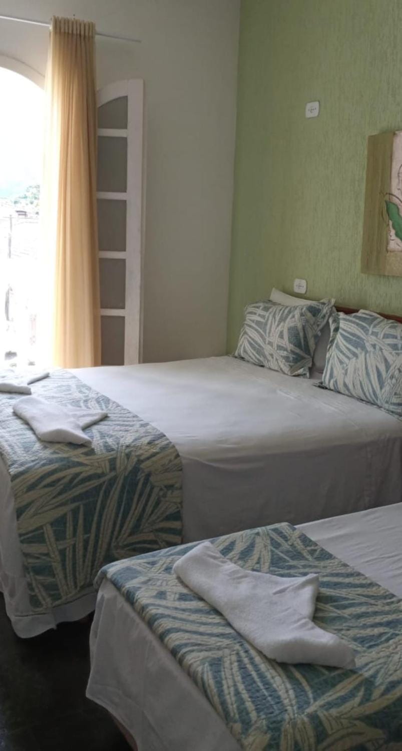 Pousada Villa Del Mare Inn in Caraguatatuba