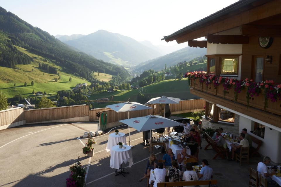 Garden, Balcony/Terrace