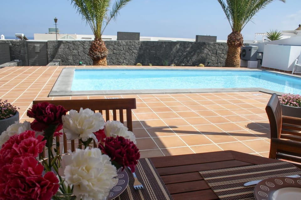 Balcony/Terrace, Pool view, Swimming pool