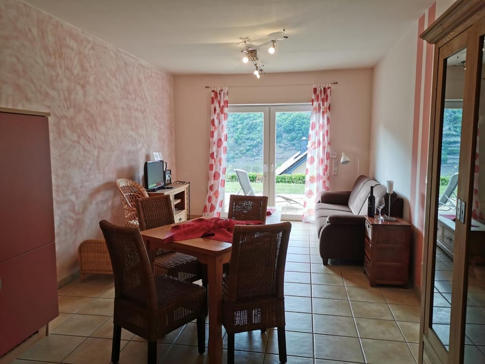 Weingut Amlinger&Sohn Apartment in Ediger-Eller