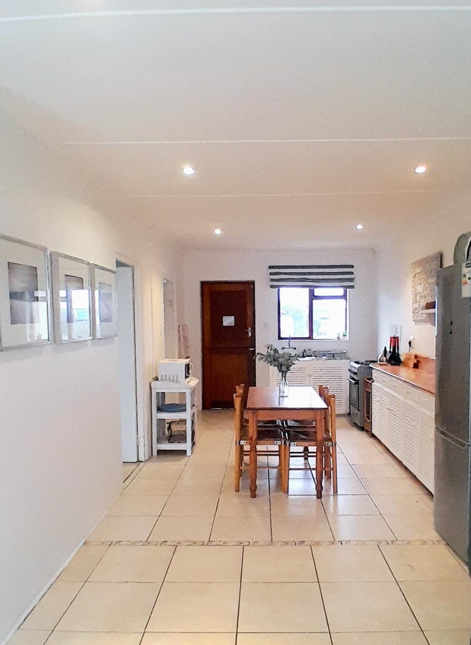 Kitchen or kitchenette, Seating area