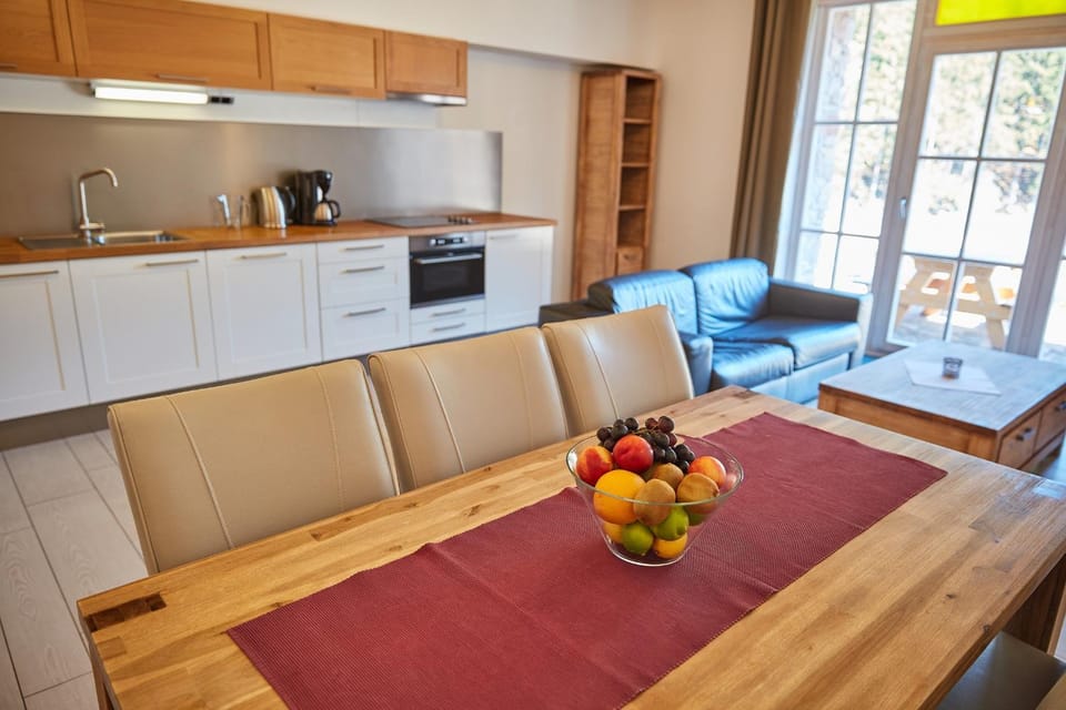 Kitchen or kitchenette, Living room, Photo of the whole room, Seating area, Dining area, stove