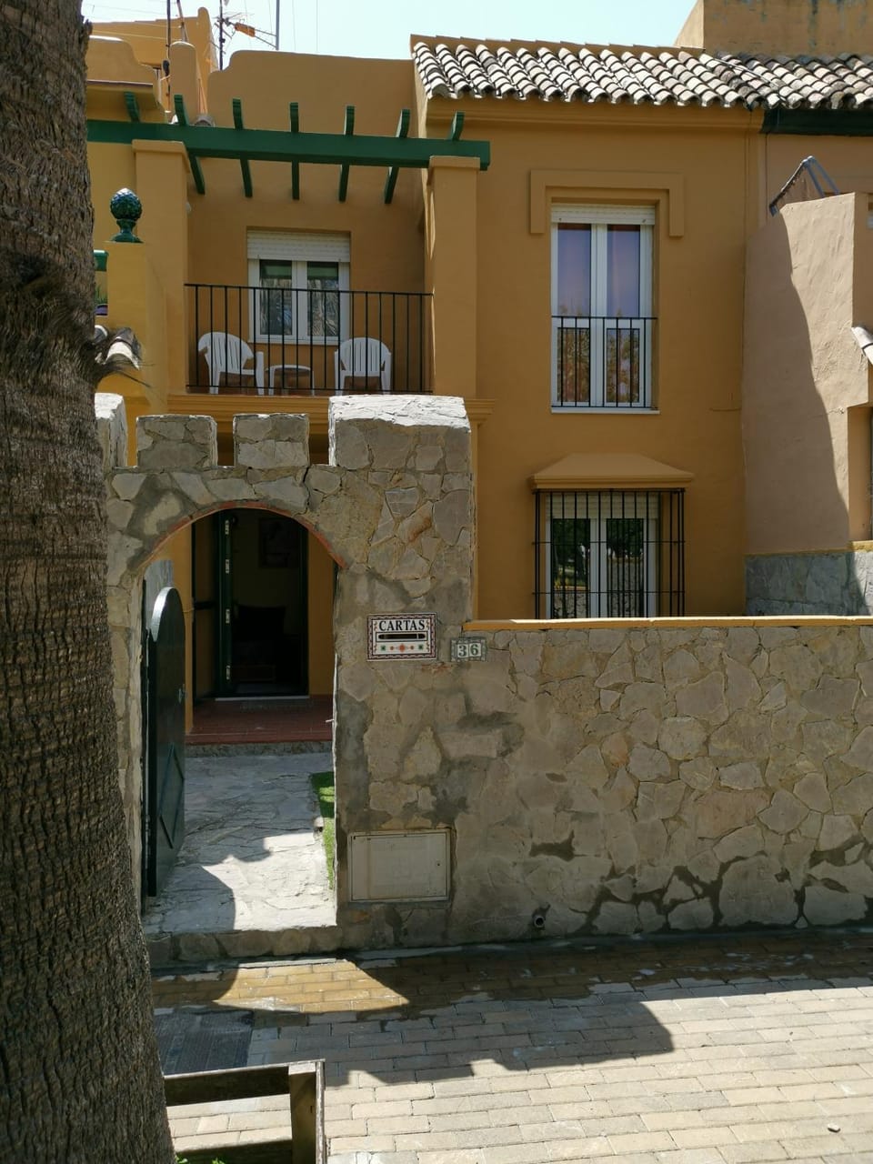 Property building, Facade/entrance