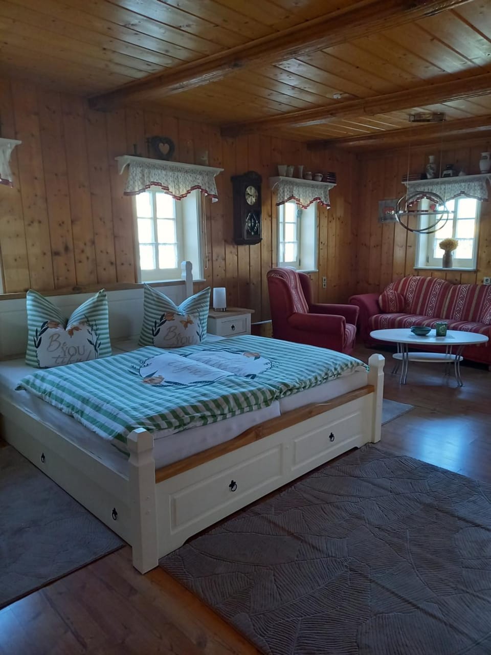 Living room, Bedroom