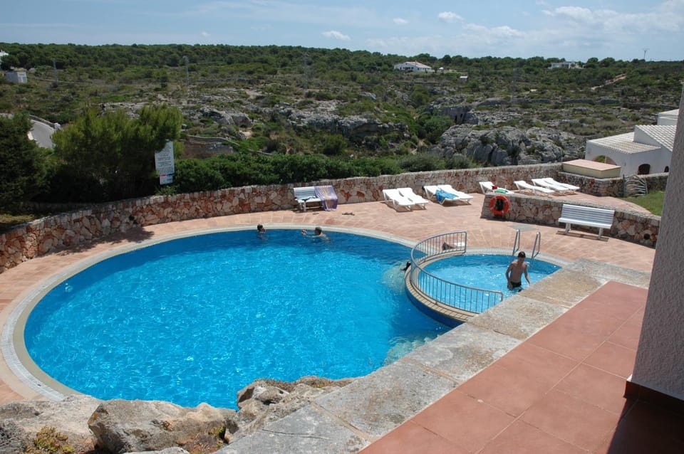 Facade/entrance, Swimming pool, Swimming pool
