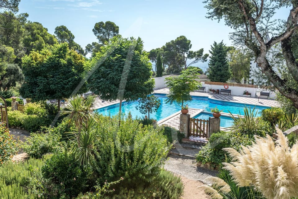 Patio, Garden, Pool view, Swimming pool