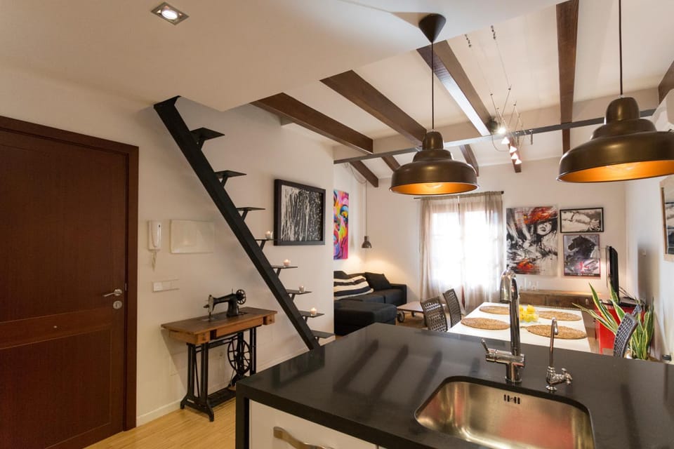 Living room, Dining area