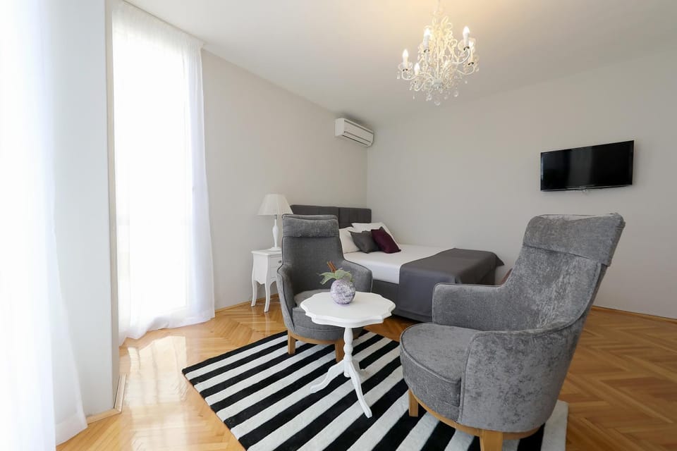 Guest House Victoria Bed and Breakfast in Zadar