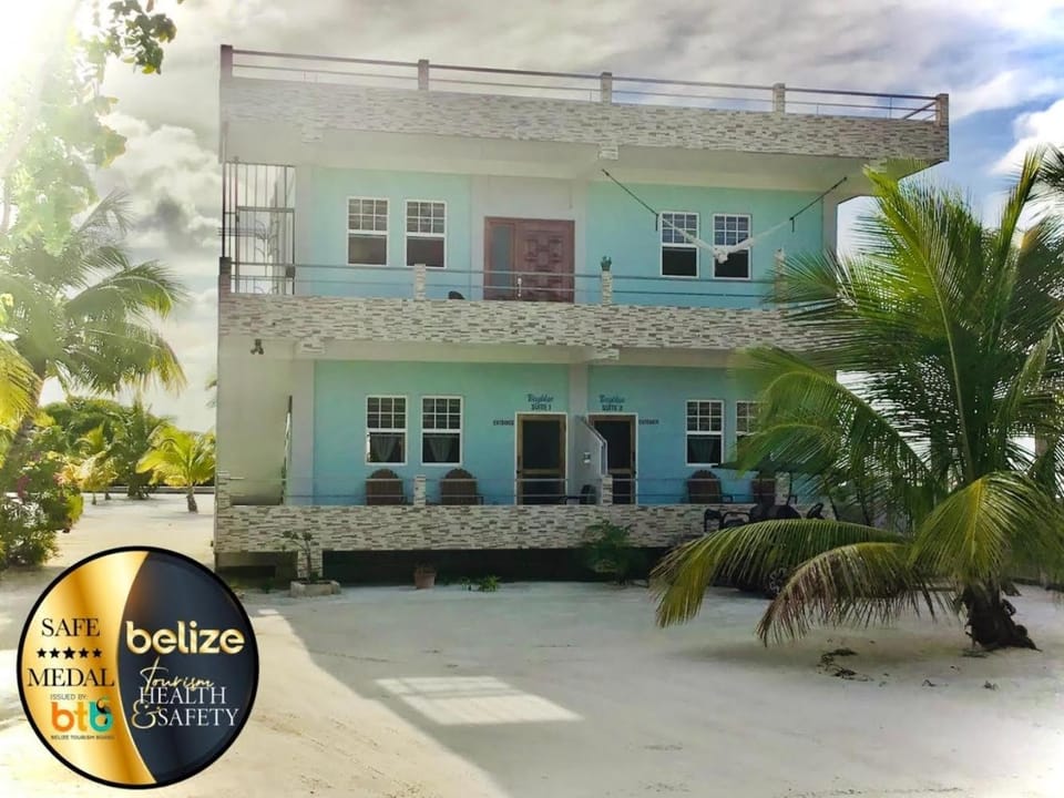 Hidden Treasure Vacation Home Blue Bay Cottage Vacation rental in Belize District