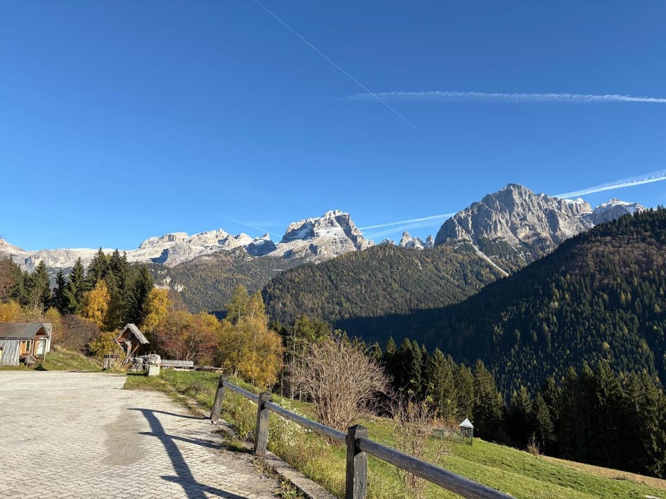 Nearby landmark, Day, Natural landscape, Mountain view