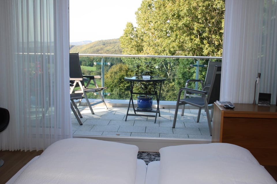 Patio, Garden, Balcony/Terrace, Bedroom