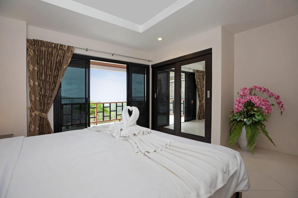Bed, View (from property/room), Balcony/Terrace, Bedroom