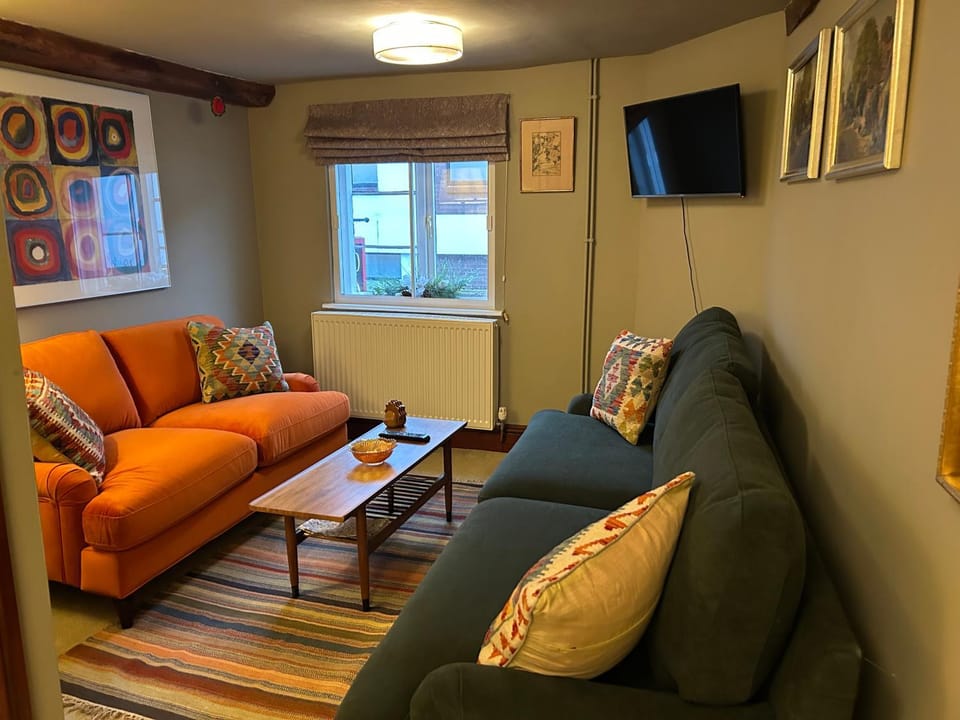 The Old Post Office Apartment in England