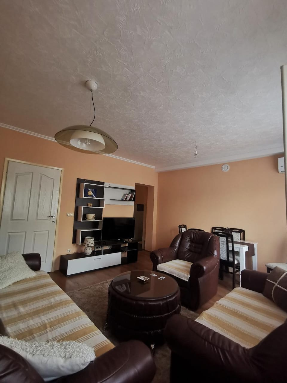Living room, Photo of the whole room, Seating area