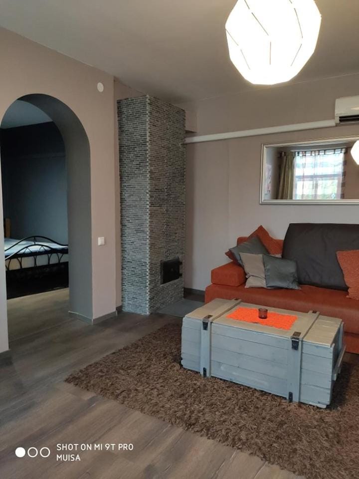 Bed, Living room, Photo of the whole room, Bedroom