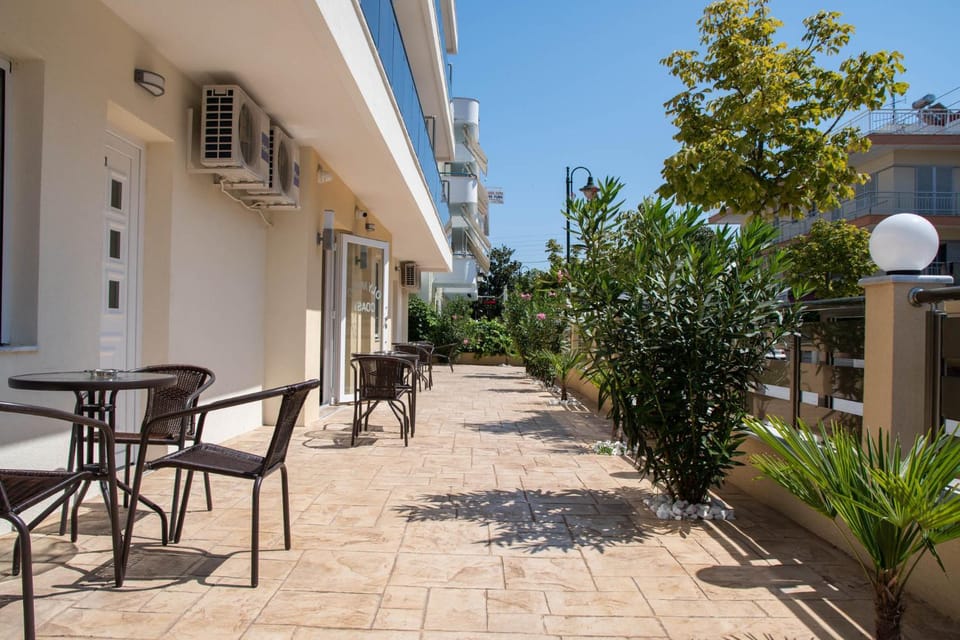 Garden, Balcony/Terrace