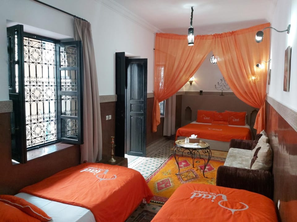 Bed, Photo of the whole room, Seating area, Bedroom