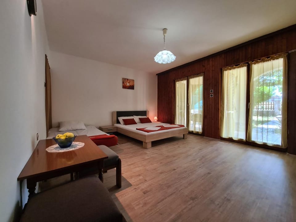 Apartments Zlatko 1397 Apartment in Fažana