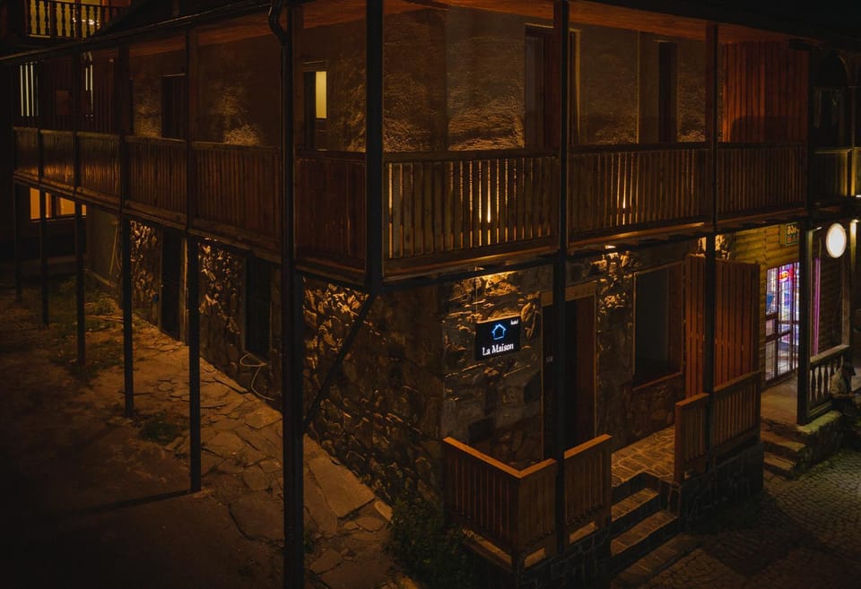 View (from property/room), Street view