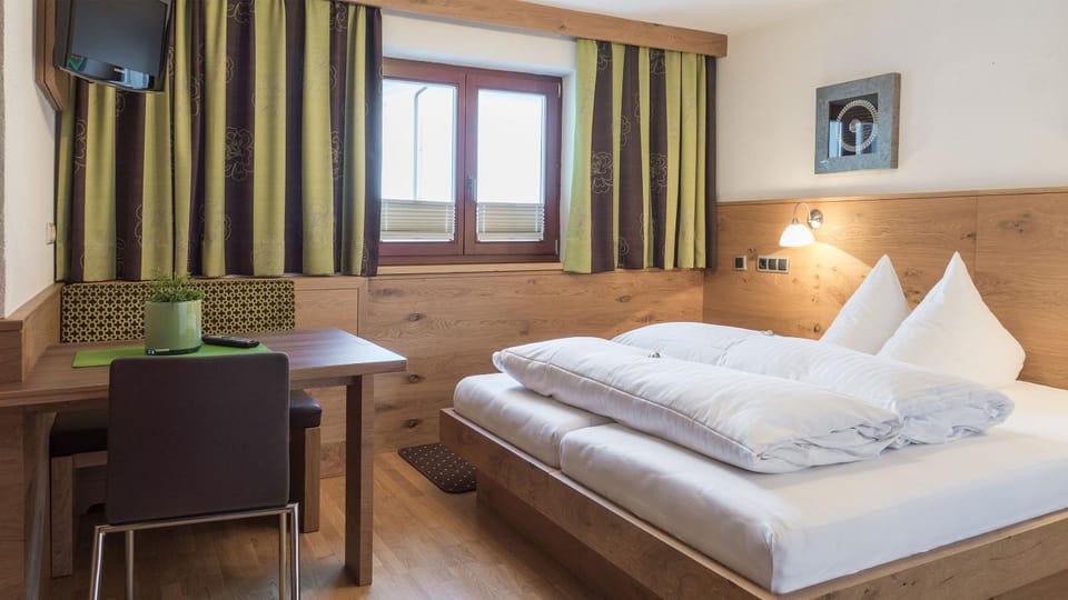 Haus Battisti Bed and Breakfast in Saint Anton am Arlberg