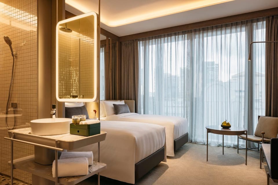Bed, Bathroom, Bedroom, towels