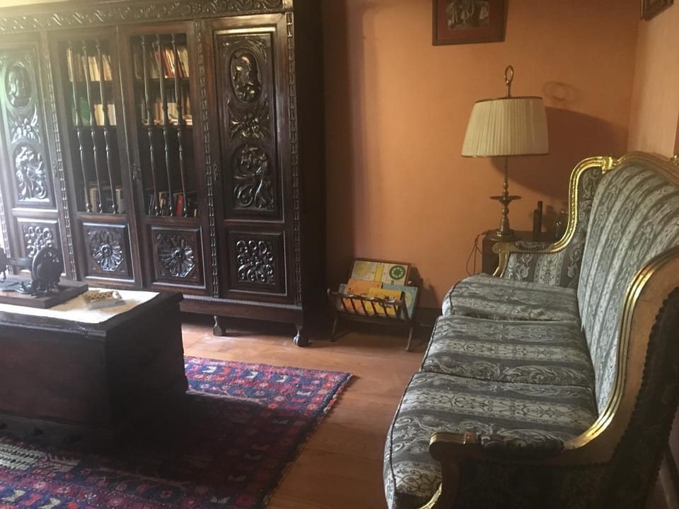 El Ama De Llaves Country House in Asturias