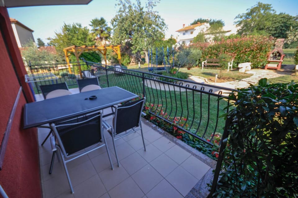Jurica Apartments Apartment in Novigrad