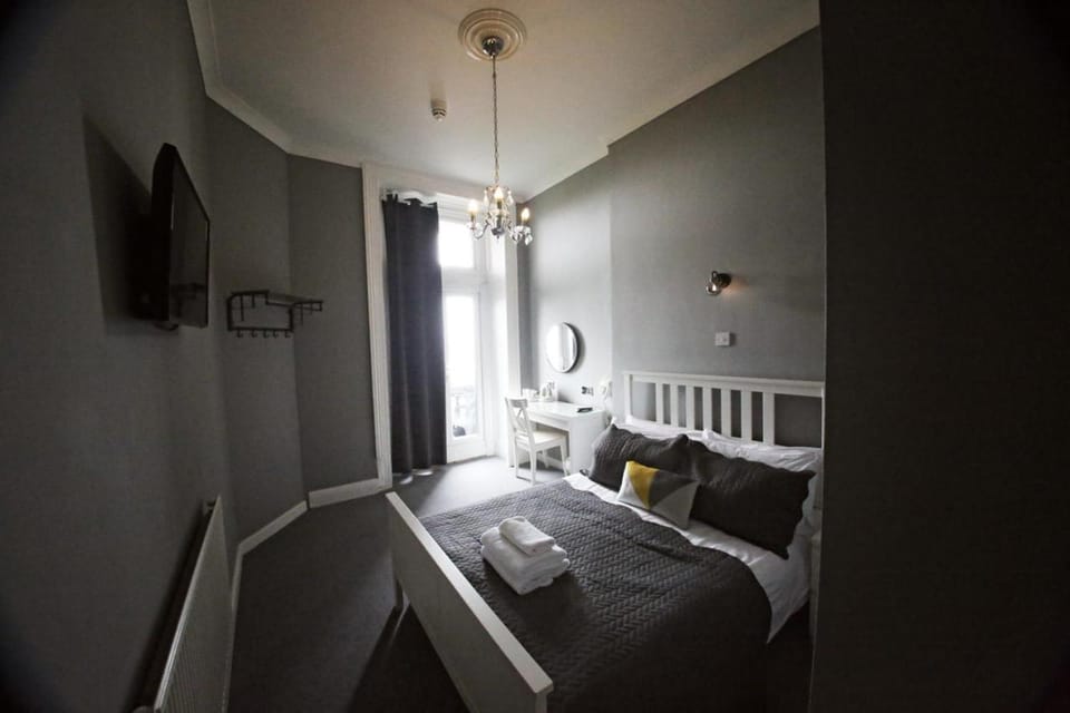Crystal Cove Bed and Breakfast in Hastings