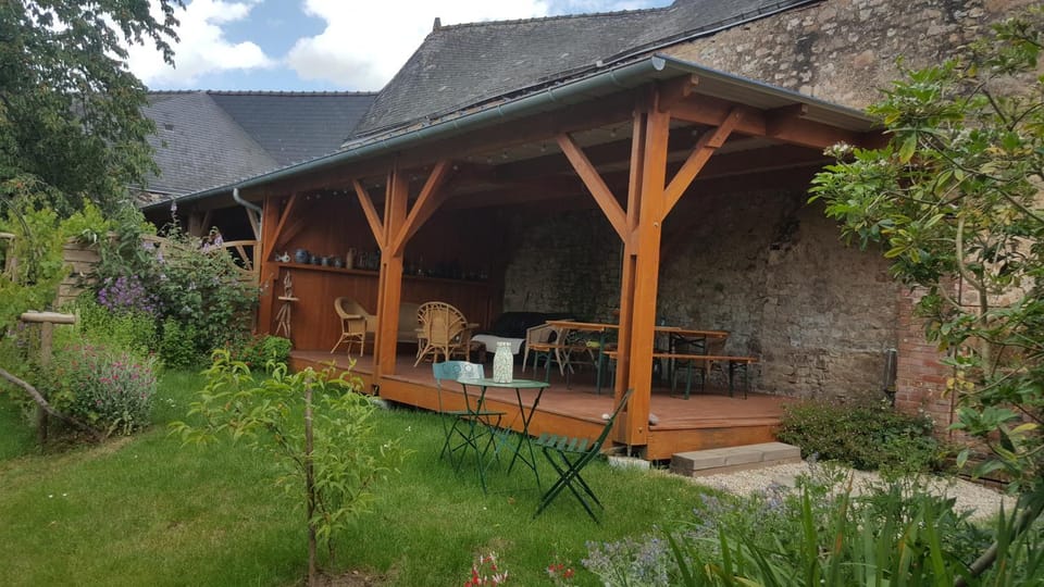 Les Hirondelles Bed and Breakfast in Pays de la Loire