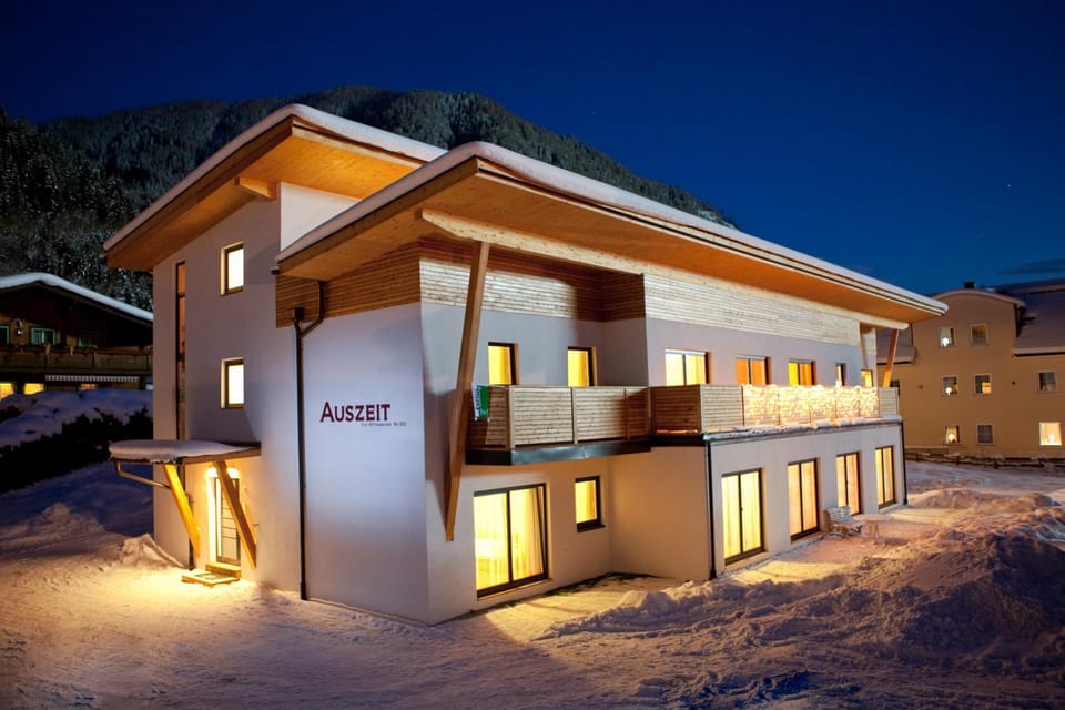 Facade/entrance, Winter, Garden view, Mountain view