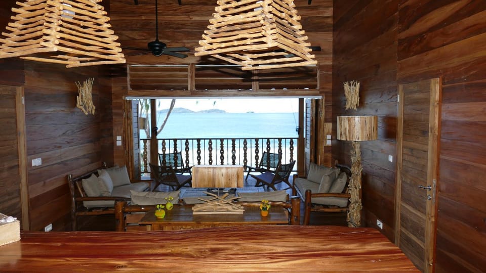 Lounge or bar, Sea view