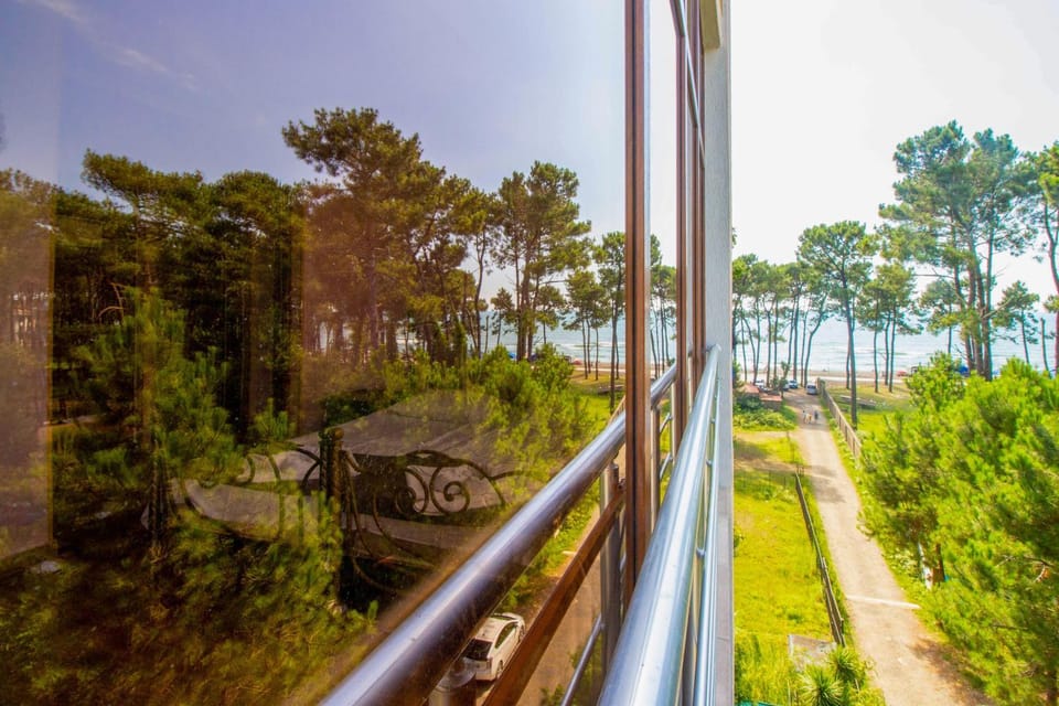 Balcony/Terrace, Garden view