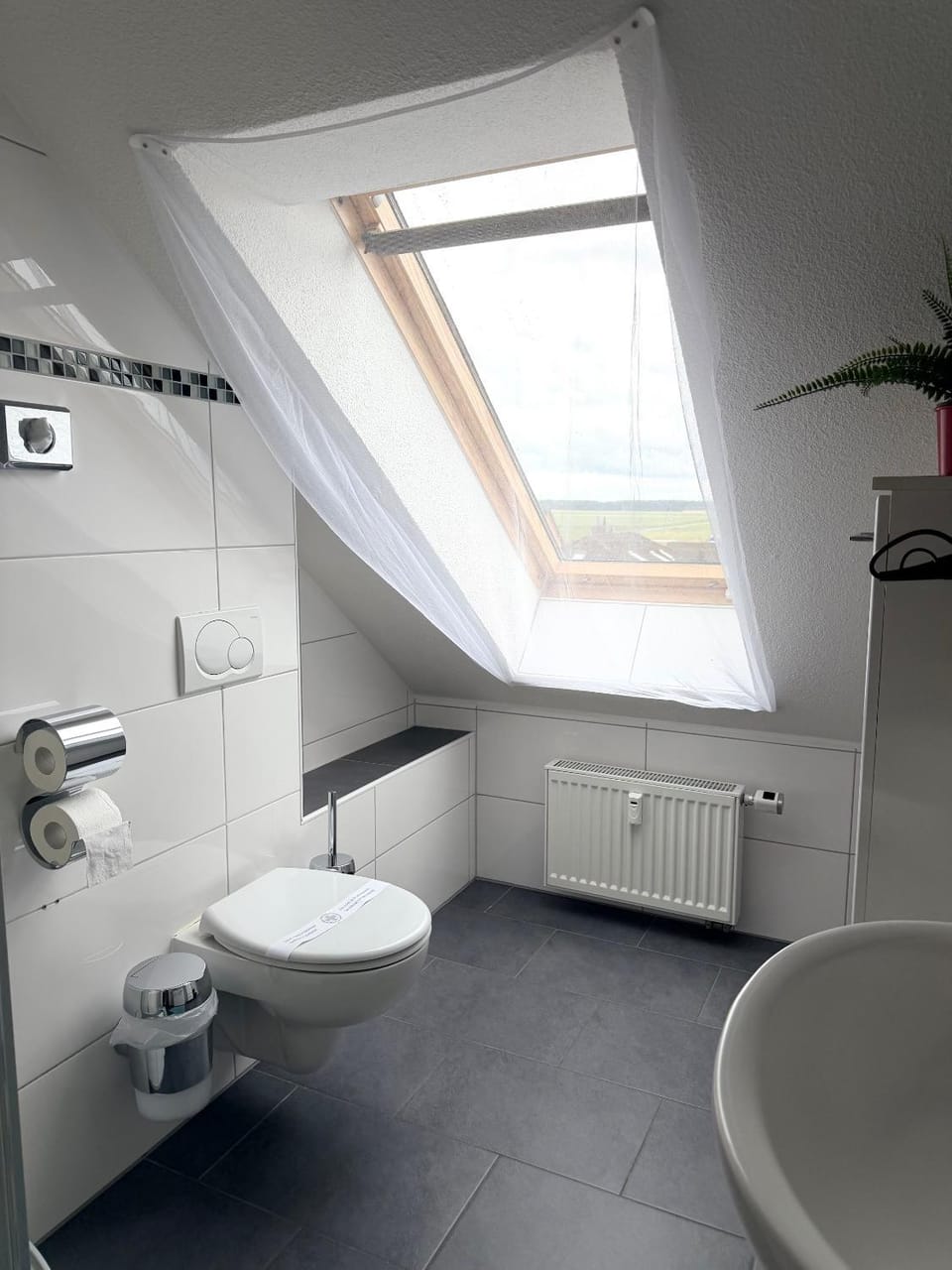 Ferien-Whg DG Bellevue nahe Steinhuder Meer mit Stellplatz Apartment in Wunstorf