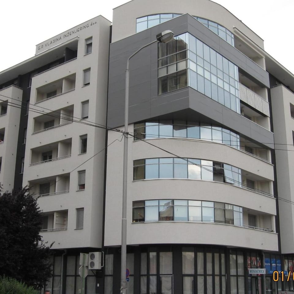 Property building, Facade/entrance