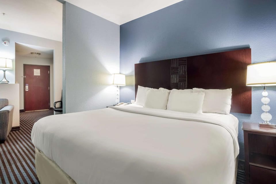 Photo of the whole room, On site