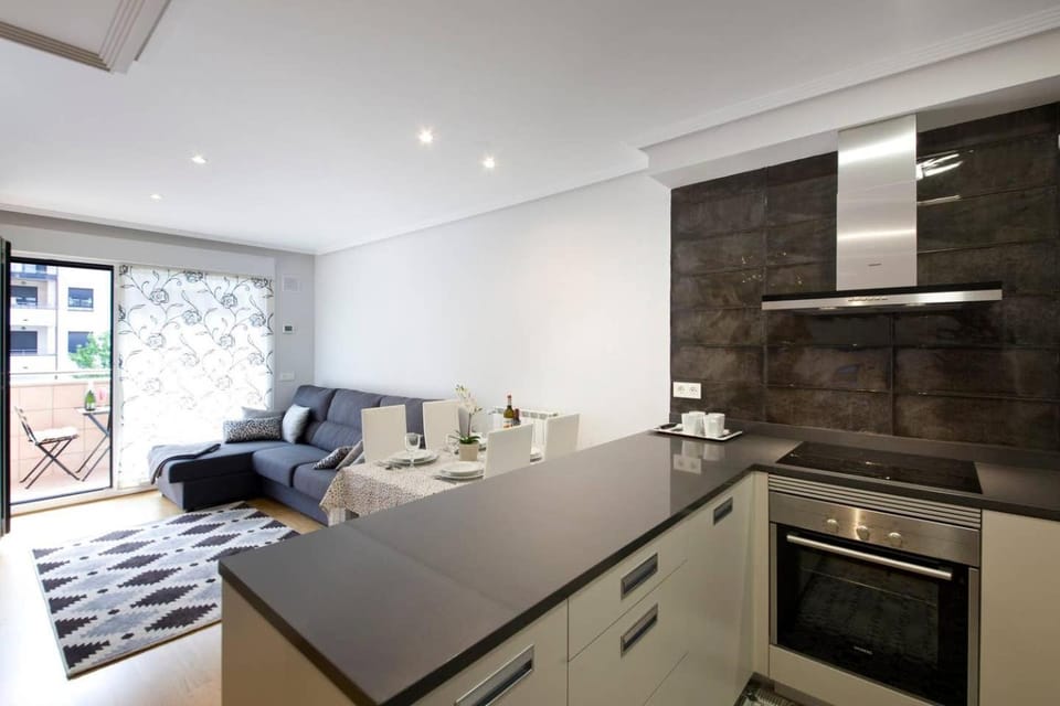 Kitchen or kitchenette, Living room, Dining area