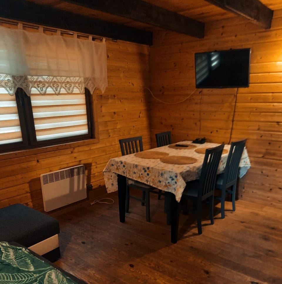 Domek pod śnieżką 1 Nature lodge in Lower Silesian Voivodeship