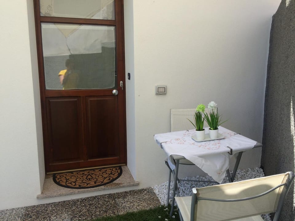 Patio, Balcony/Terrace