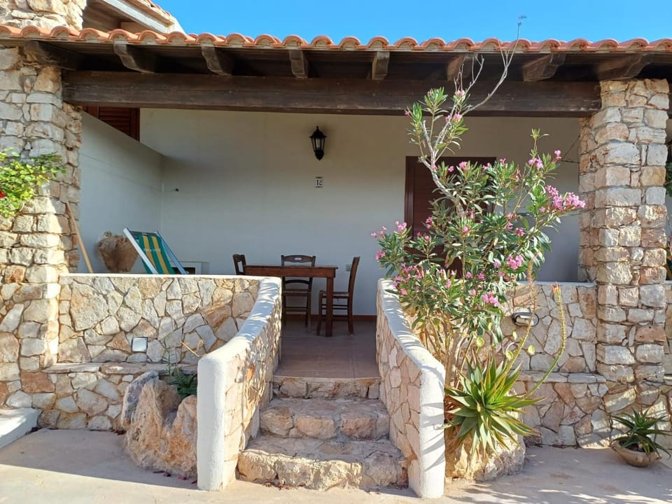 Property building, Day, View (from property/room), Balcony/Terrace, Garden view, sunbed