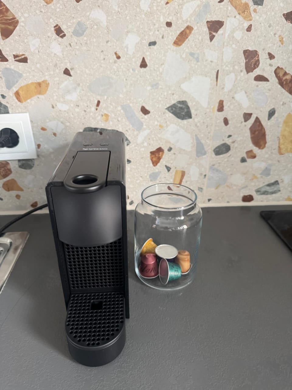 Coffee/tea facilities, Kitchen or kitchenette