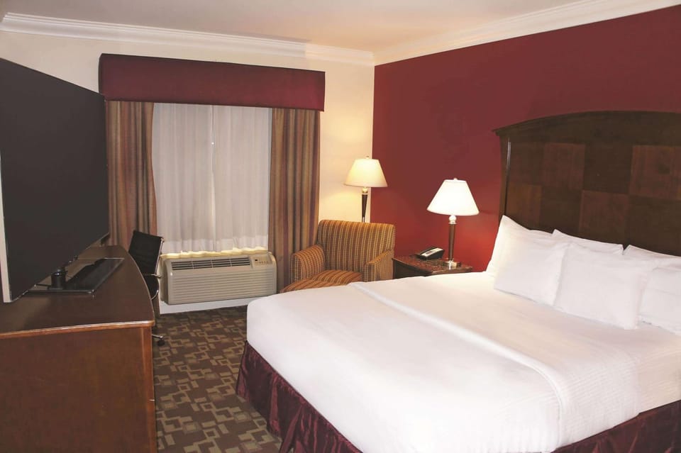 Photo of the whole room, On site