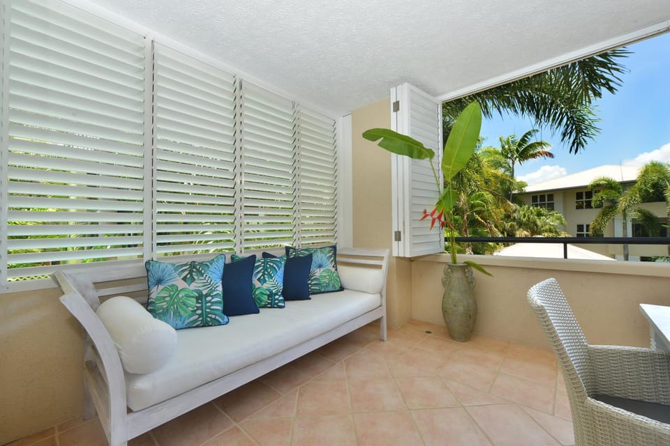Patio, Balcony/Terrace, Seating area