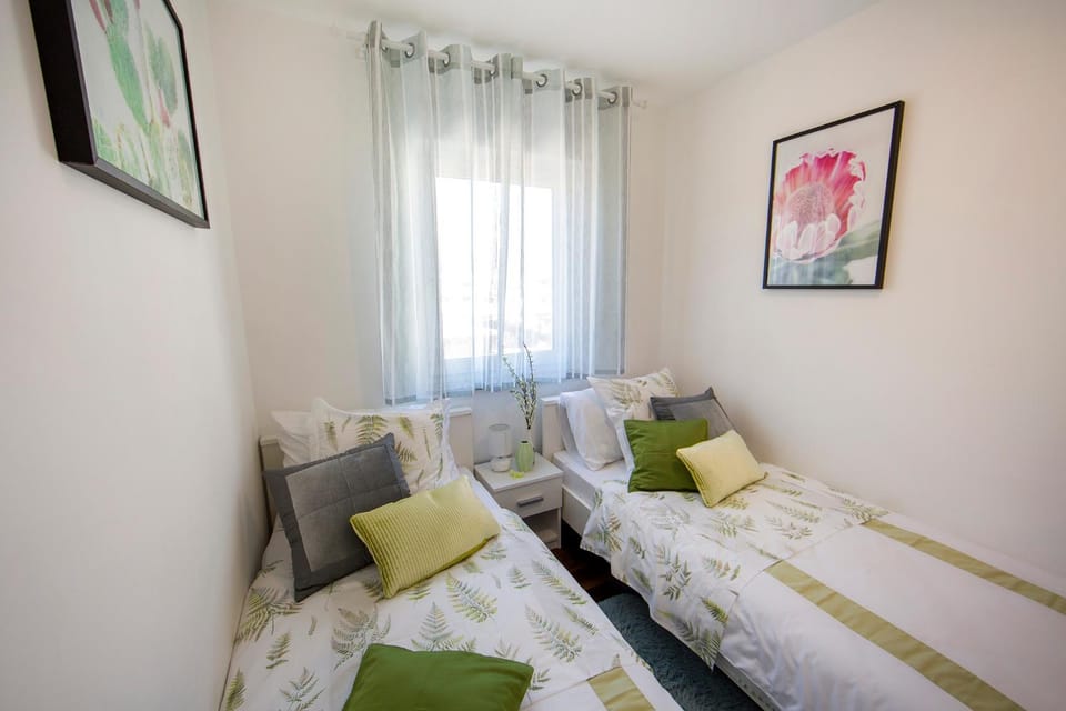 Decorative detail, Bedroom