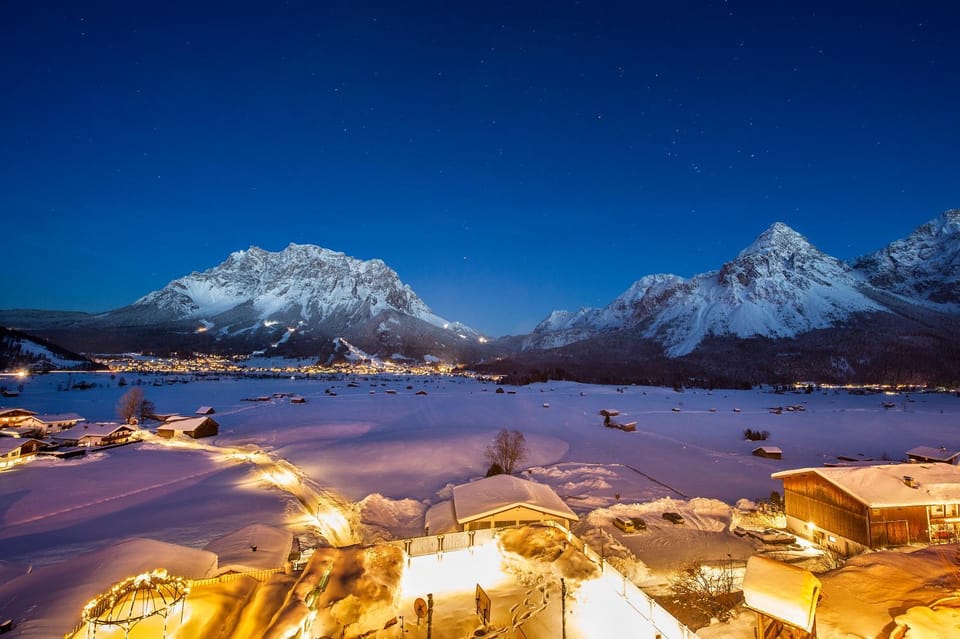 Balcony/Terrace, Mountain view