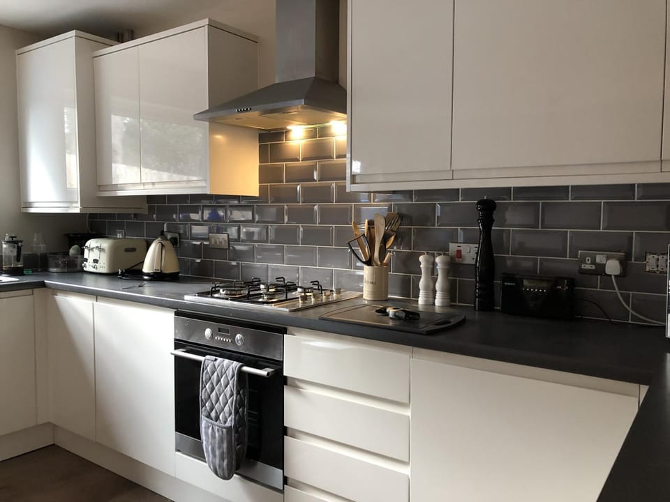 Kitchen or kitchenette, dishwasher, pet friendly, stove, toaster