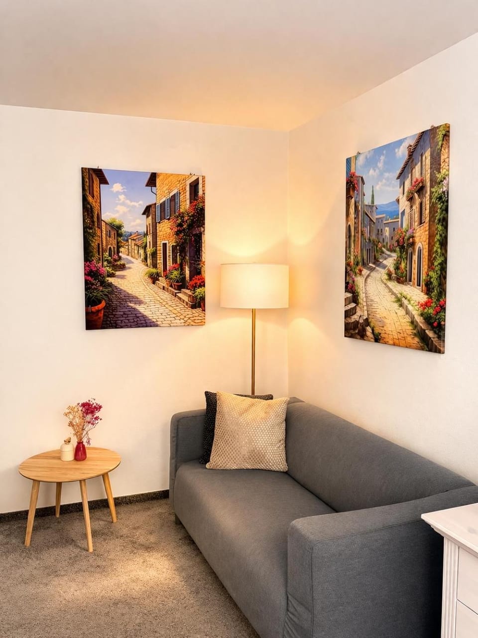 Living room, Decorative detail, Seating area