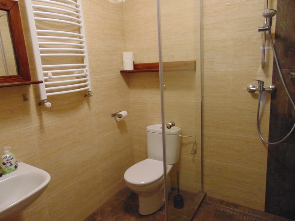 Gosciniec Pod Brzegiem Bed and Breakfast in Poland