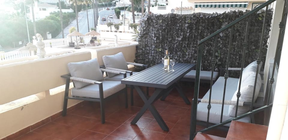 View (from property/room), Balcony/Terrace